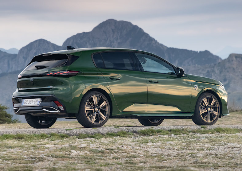 Peugeot 308, 2021, rear static, green, French registration